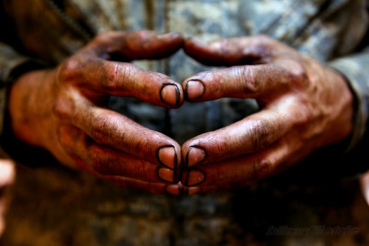 mechanic-hands-553007ee718e7