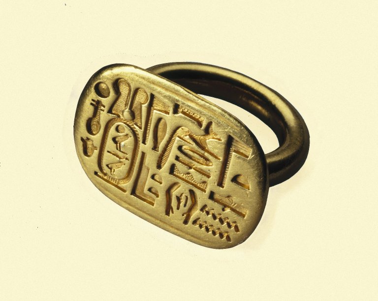 signet-ring-ancient